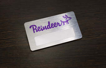 металлический бейдж с окном